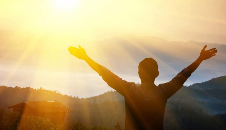 Finding Companionship in God’s Promises https://hometouchmall.com