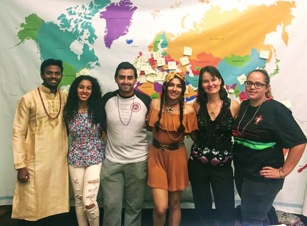 Cultivating Global Citizenship in High School https://hometouchmall.com